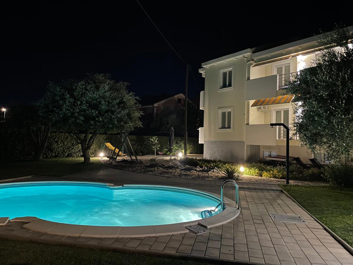 Sunny Apartments Затон Экстерьер фото